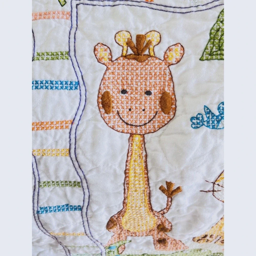 Handmade Baby‎ Hugs Mod Zoo Stamped Quilt Cross Stitch Finished Nursery Animals